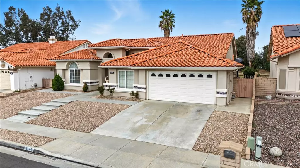 2124 Pecan Tree, Hemet, CA 92545