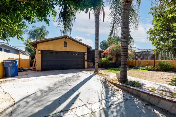 7326 Vanalden, Reseda, CA 91335