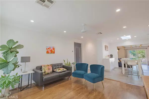 Van Nuys, CA 91406,6641 Gerald AVE