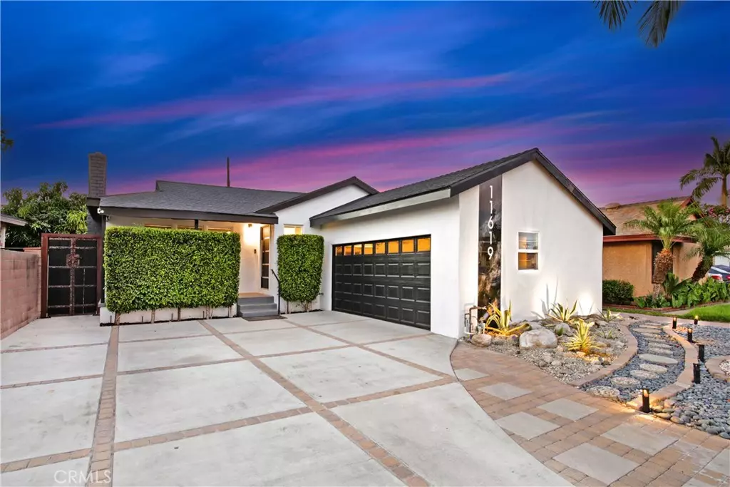 Downey, CA 90241,11619 Haro AVE