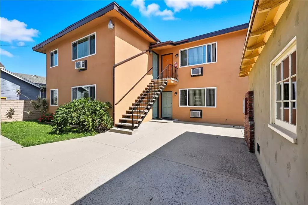 Pomona, CA 91768,782 Lewis #C