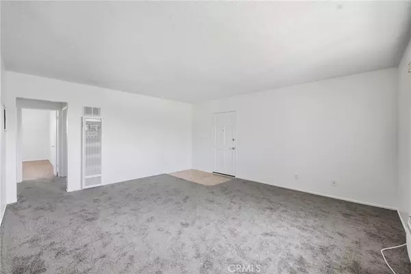 Pomona, CA 91768,782 Lewis #C