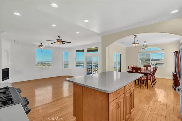 Palmdale, CA 93551,345 Lakeview