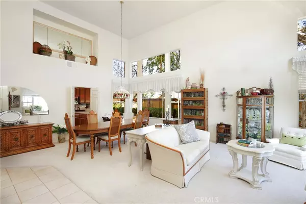 Oceanside, CA 92057,5174 Avenida De La Plata