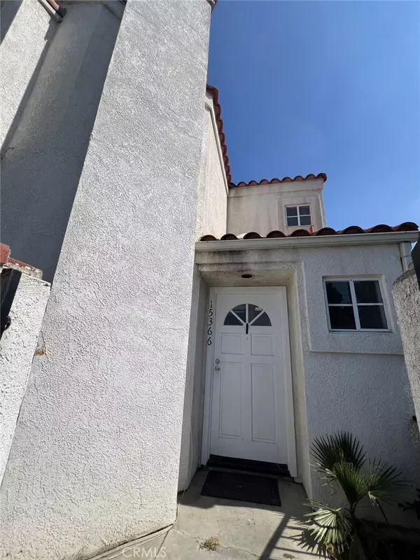 Paramount, CA 90723,15366 Gundry