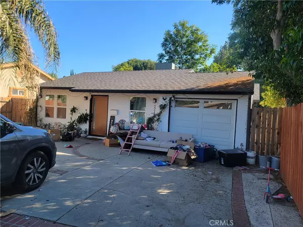 22142 Wyandotte, Canoga Park, CA 91303