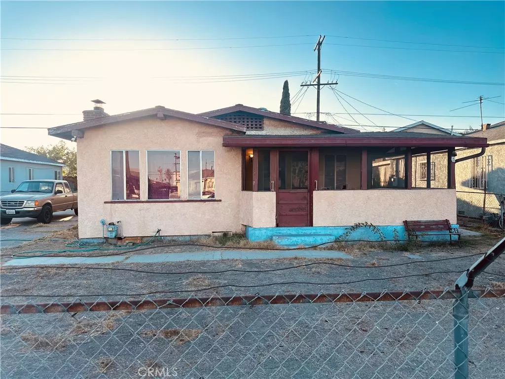 Huntington Park, CA 90255,6321 Bissell