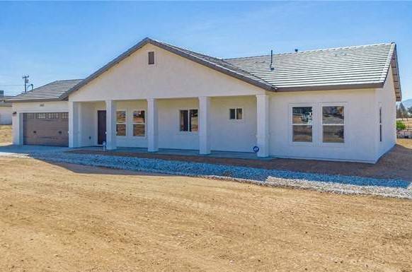 11843 Ivy, Hesperia, CA 92345