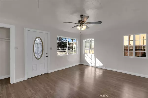 Long Beach, CA 90805,1409 E 59th ST