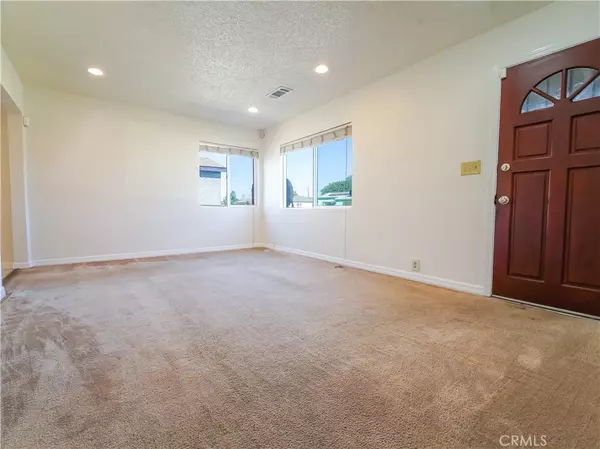 Compton, CA 90221,3744 E Wymore