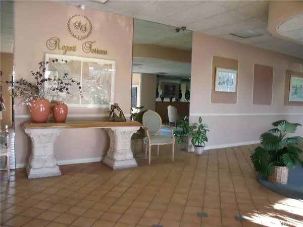 Downey, CA 90241,11410 Dolan AVE #236
