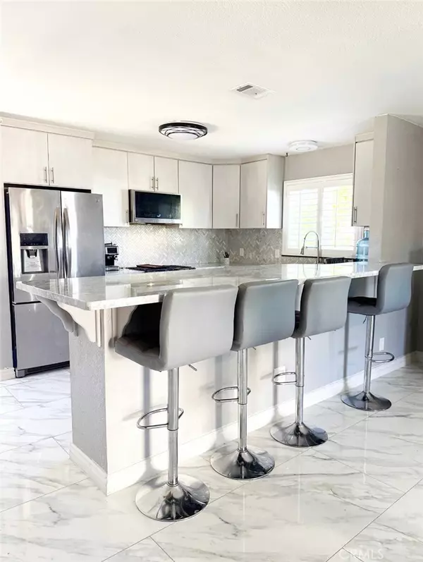 Moreno Valley, CA 92553,24490 janet kay DR