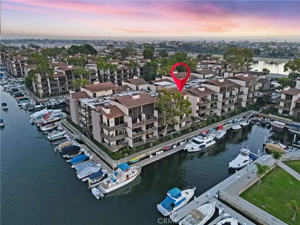 Long Beach, CA 90803,5227 Marina Pacifica N