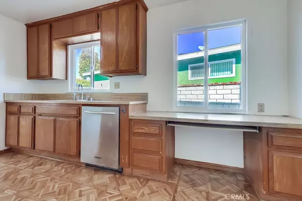 La Habra, CA 90631,240 Oakland Dr