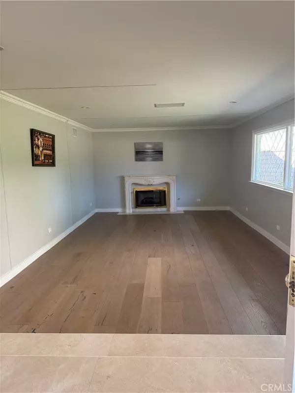 Northridge, CA 91326,19530 Tuba ST