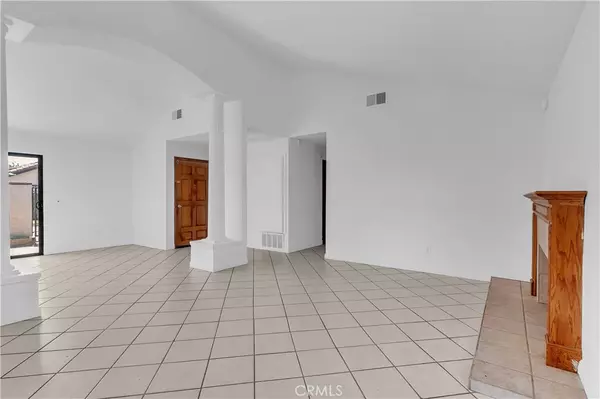 Montclair, CA 91763,5170 San Clemente WAY