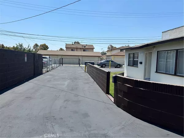 Bell Gardens, CA 90201,6032 Florence AVE