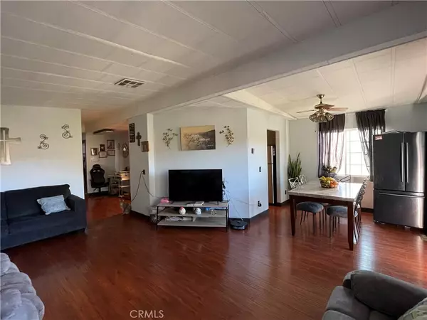 Riverside, CA 92504,15181 Van Buren Blvd. #99