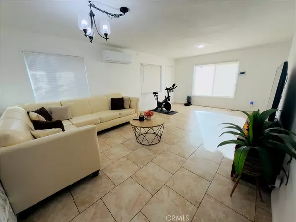 Victorville, CA 92395,15067 Tatum RD