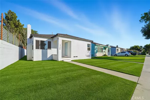 Compton, CA 90221,1736 N Mcdivitt AVE