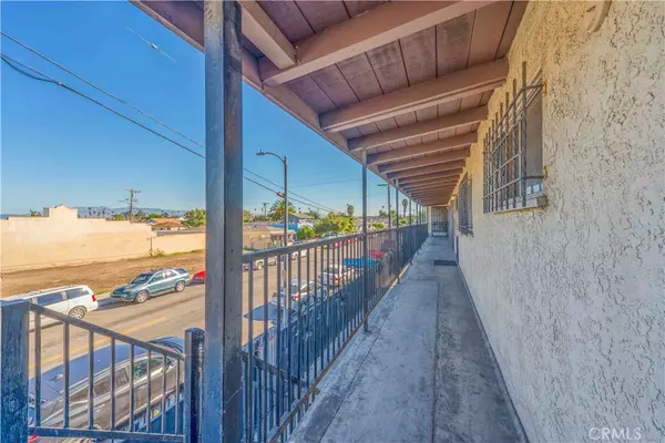 Los Angeles, CA 90003,254 W 83rd