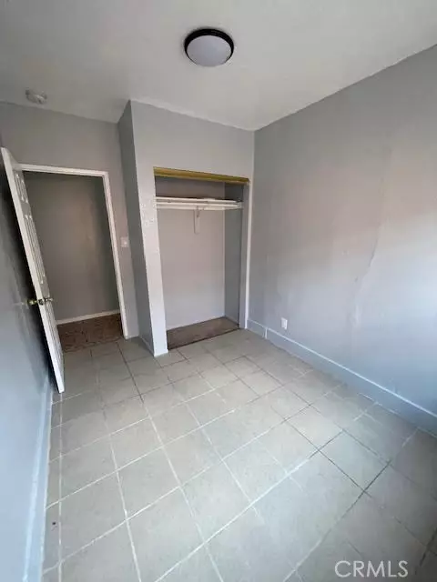 Los Angeles, CA 90011,288 E 43rd