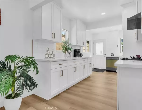 El Sereno, CA 90032,3948 Van Horne