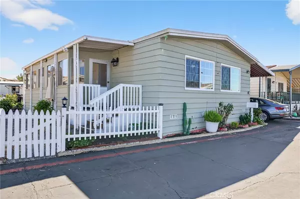 Glendora, CA 91740,201 E Arrow HWY #12