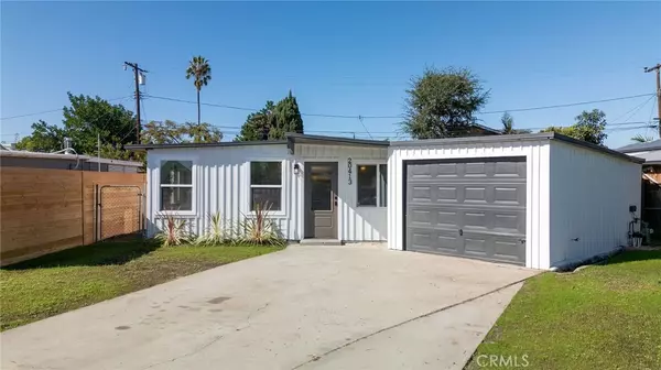 Lakewood, CA 90715,20413 Clarkdale