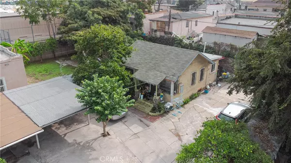 Los Angeles, CA 90006,3036 W 12 PL