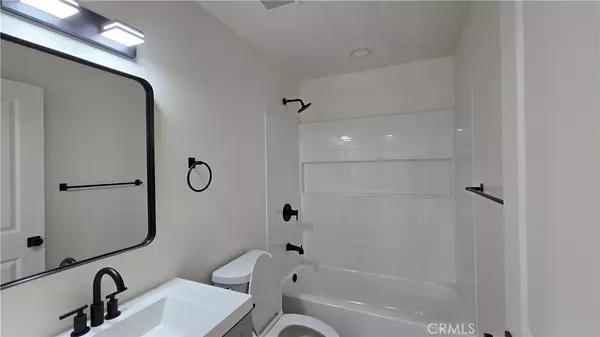 Lawndale, CA 90260,15917 Prairie #2