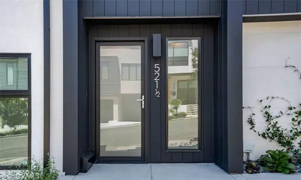 Corona Del Mar, CA 92625,521 1/2 Iris