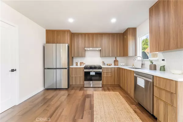 Eagle Park, CA 90041,1179 Kipling