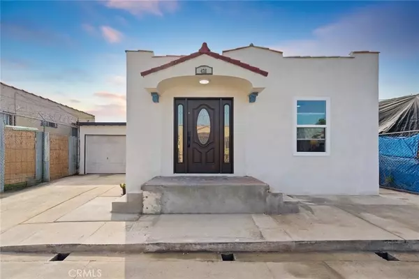 426 W 63rd PL, Los Angeles, CA 90003