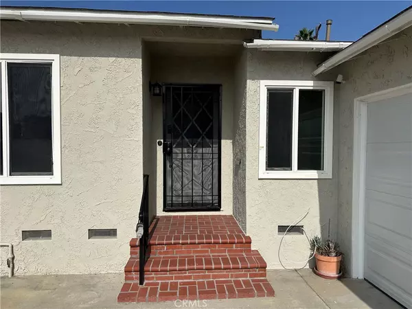 Downey, CA 90242,10253 Branscomb ST