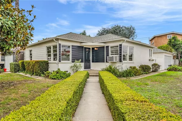 8301 Reading Avenue, Los Angeles, CA 90045