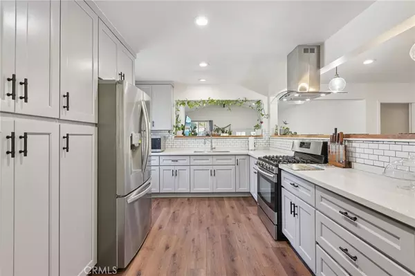 Downey, CA 90242,8441 Alameda