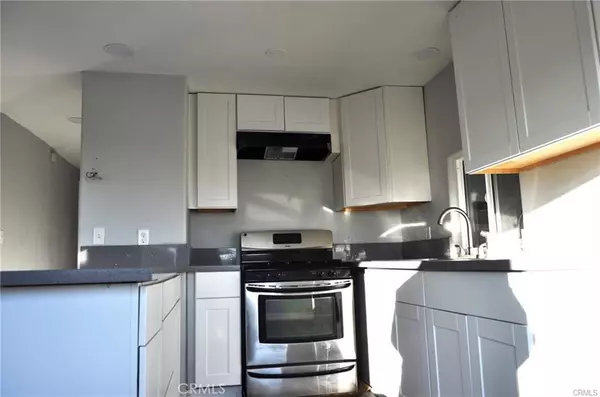 Lucerne Valley, CA 92356,32164 Zircon