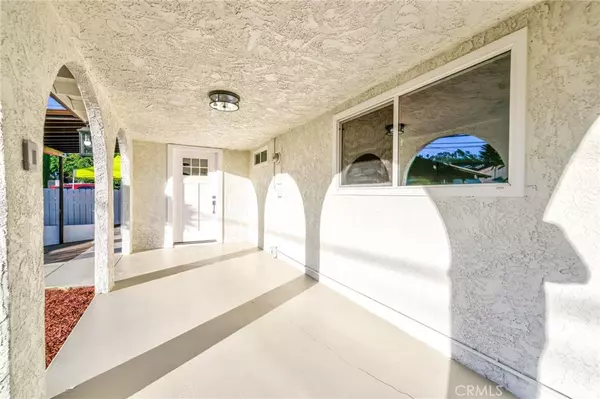 East Los Angeles, CA 90063,1006 Van Pelt