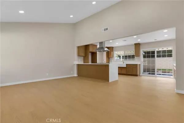 Cerritos, CA 90703,11524 Jerry
