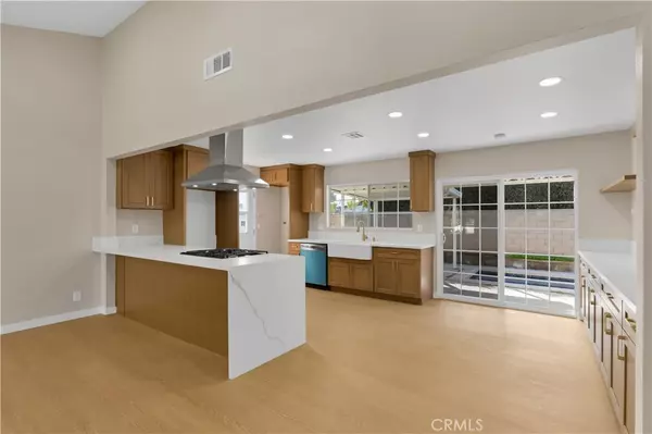 Cerritos, CA 90703,11524 Jerry