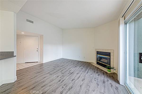 Corona, CA 92882,2608 avenida del vista