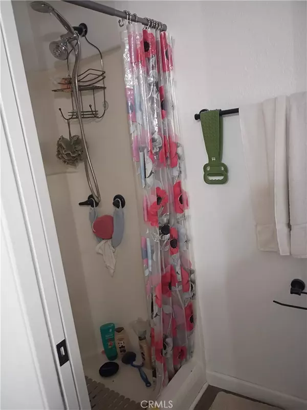 201 S Greenlawn ST, Ridgecrest, CA 93555