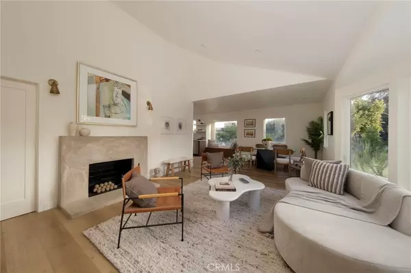 Los Angeles, CA 90016,3554 S Sycamore