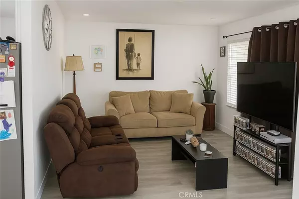 Hemet, CA 92543,375 Magnolia Cir