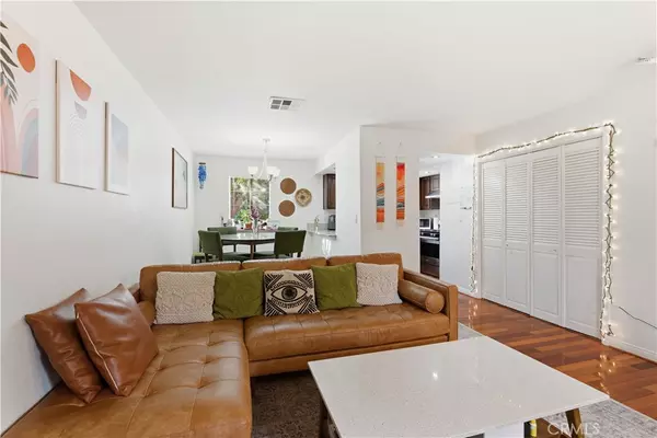 Glendale, CA 91206,618 N Howard #122