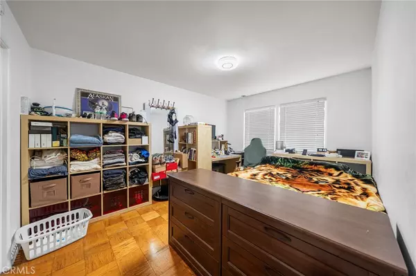 Granada Hills, CA 91344,16738 Index