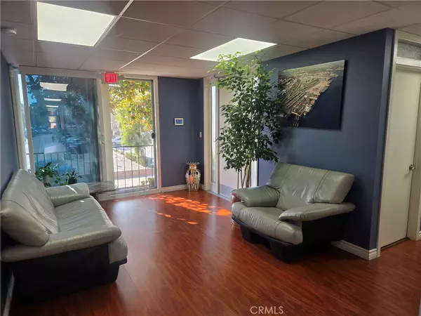 Los Alamitos, CA 90720,3535 Farquhar