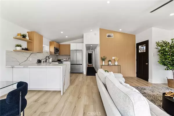 Compton, CA 90220,530 W Cypress