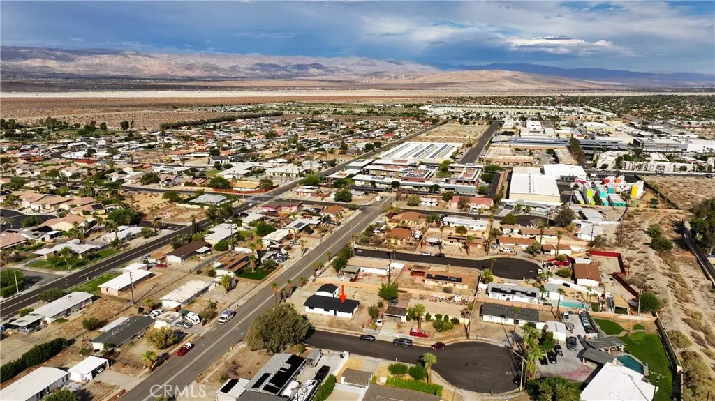 Palm Springs, CA 92262,717 W Gateway